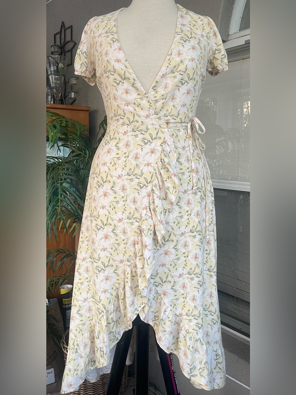 Mi Ami cocktail Light Yellow Floral Midi Wrap Dress